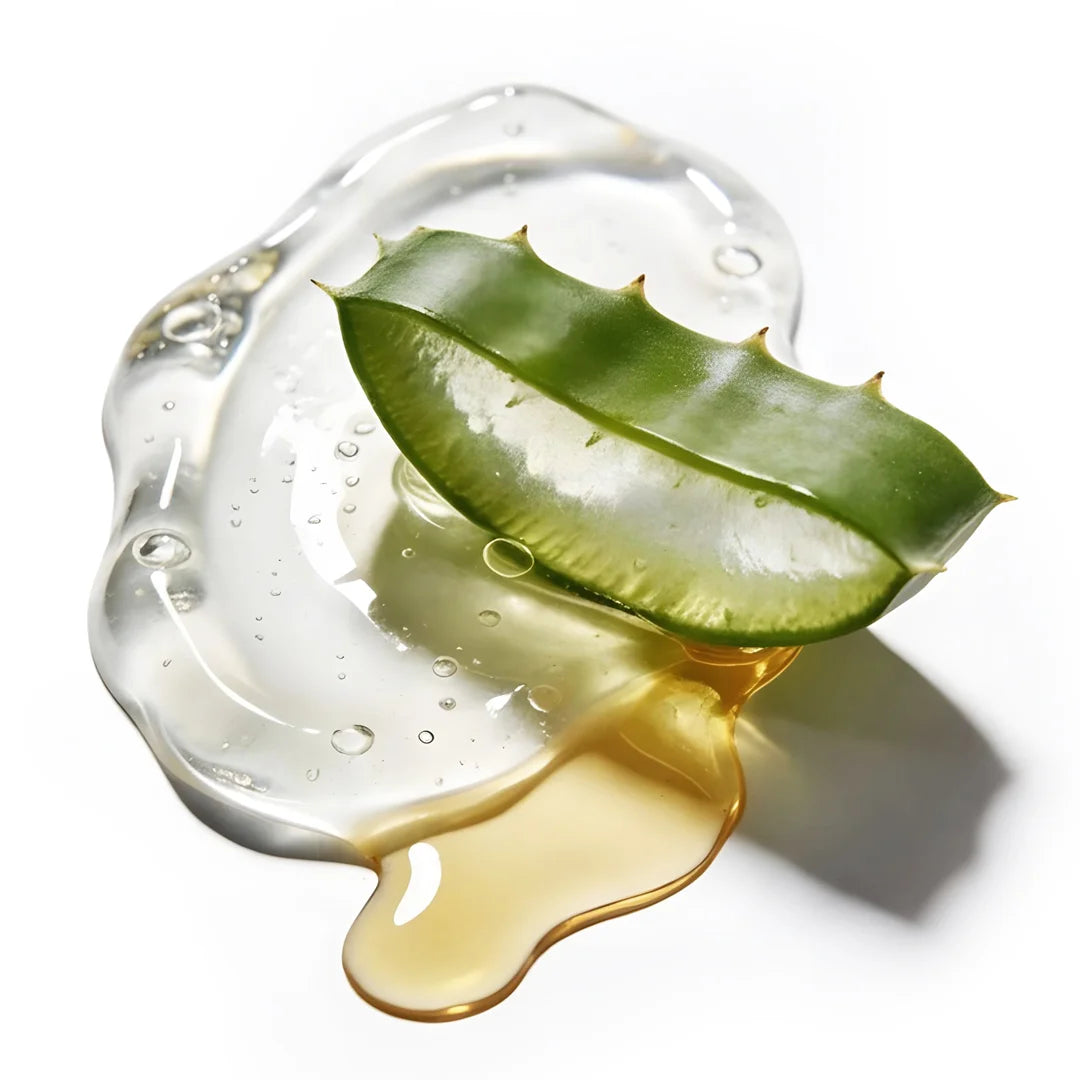 Top view of a soothing gel texture with aloe vera and jojoba oil representing Yelf Spot Off Anti-Redness Cream
